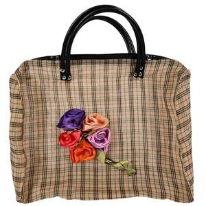 VINTAGE COLORFUL PLAID NYLON MESH HANDBAG WITH DECORATIVE FLOWER BOUQUET